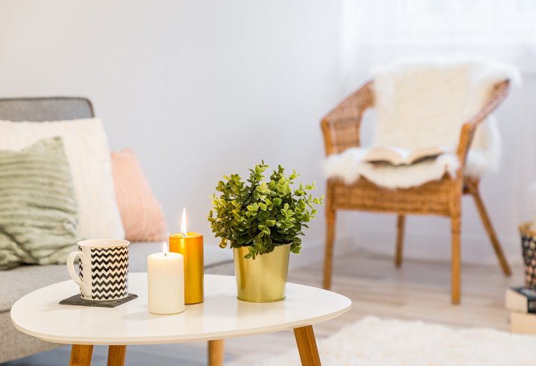 Comment enlever de la cire sur un meuble ? CCOPF