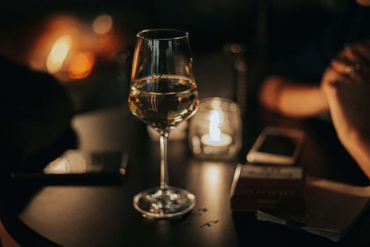 Quantité de vin par personne que fautil prévoir pour un mariage réussi CCOPF