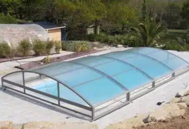 Prix et avantages d'un dôme pour piscine hors sol