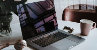 Les avantages incontournables des PC portables : pourquoi choisir la mobilité ?
