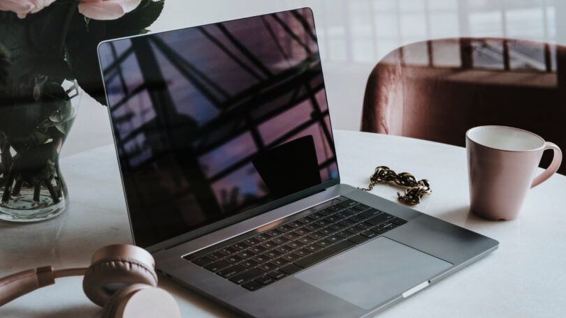 Les avantages incontournables des PC portables : pourquoi choisir la mobilité ?